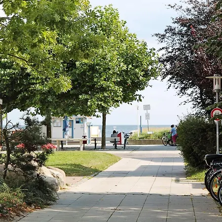 Getaway With Wellness Facilities בית נופש