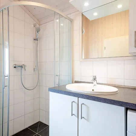Getaway With Wellness Facilities Dom wakacyjny Großenbrode