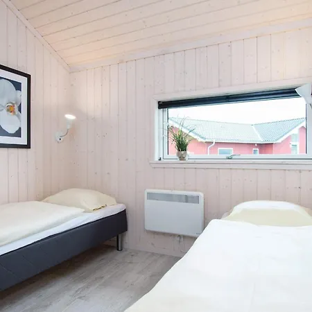 Getaway With Wellness Facilities בית נופש Großenbrode